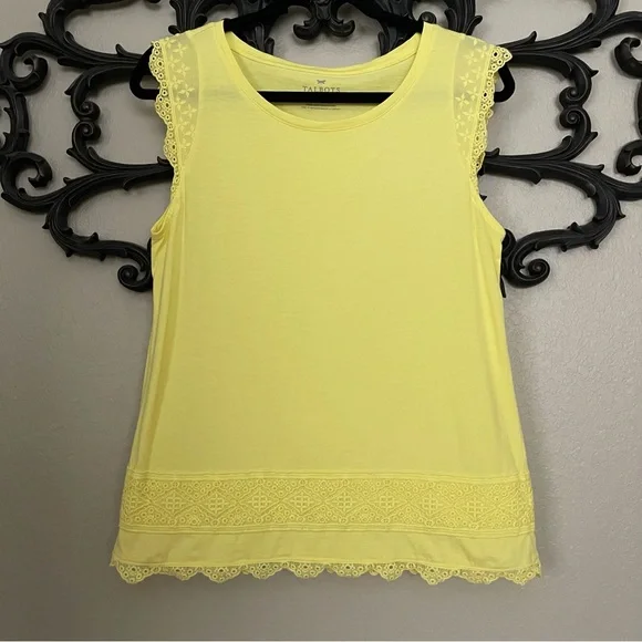 Talbots Top Cap Sleeve Eyelet Lace Trim Size Medium Petite - Picture 3 of 12